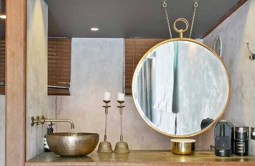 Tamarama Apartment | Surfer's Loft Tamarama
