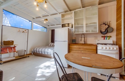 Olde Carlsbad Apartment | Surfers Pearl in quiet and Sunny Carlsbad. Close to Oceanside