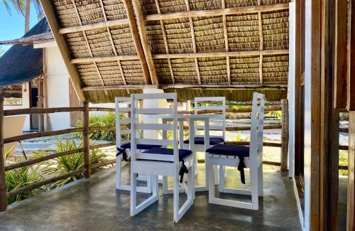 Aborlan Bed & Breakfast | Surya Beach Resort Palawan