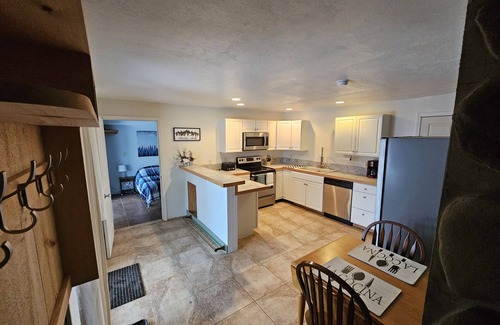 Swain Apartment | Swain Hill Hideaway offers beautiful ski area view. Accommodates 4 guests.