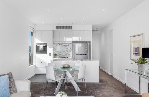 Adelaide Central Business District Apartment | Swainson on Hindmarsh