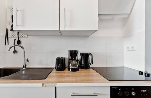 Rummelsburg Apartment | Sweet Central Tiny Apartment for 4 People