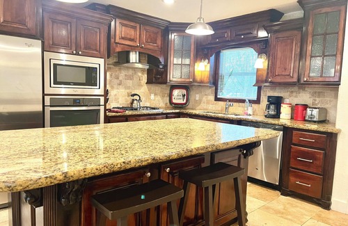Grogan's Mill House | Sweet & cozy indv. home in The Woodlands, TX. 2-3 min drive to prime locations!