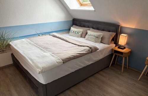 Leubnitz-Neuostra Apartment | Sweet Home Dresden Juniorsuite mit Schlösserblick von der großen Dachterrasse und kostenfreier Parkplatz