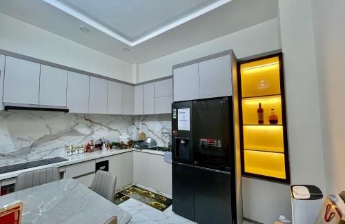 District 7 House | Sweet Home LGBTQ