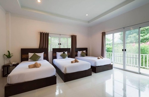 Sam Roi Yot Hotel | Sweet Honey