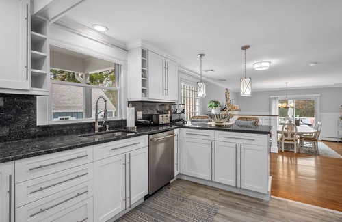 West Barnstable House | Sweet Perfection: Family Fun & Outdoor Space