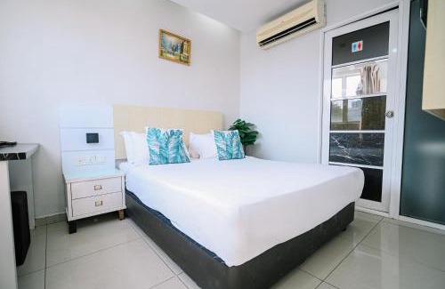 Subang Jaya Hotel | Swing & Pillows - Subang SS15