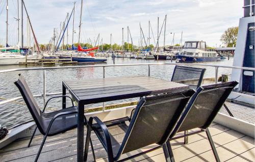 Naarderbos Boat Rental | Sydney