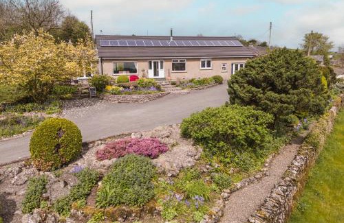 Kendal Villa | Sylvan Wood, gorgeous views