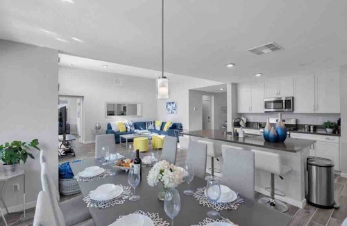 Desert Hot Springs House | Sylvanus V Mnasi 3 12651 Sylvanus Dr DHS