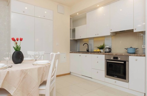 Wola Apartment | Szulborska 3 | Luxurious Apartment | Terrace