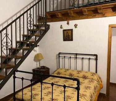 Cabezas Bajas House | Tía Clotilde es una casa grande ideal para famili
