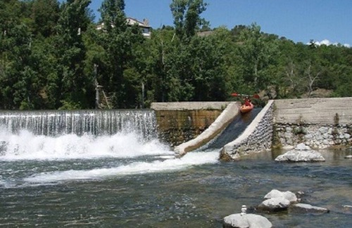 Ruoms Apartment | T3 80 M2 air-conditioned within a family domain of 25 apartments with swimming pool