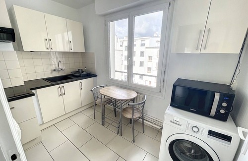 Lorient Apartment | T3/HYPERCENTRE/Balcony/Parc Jules Ferry