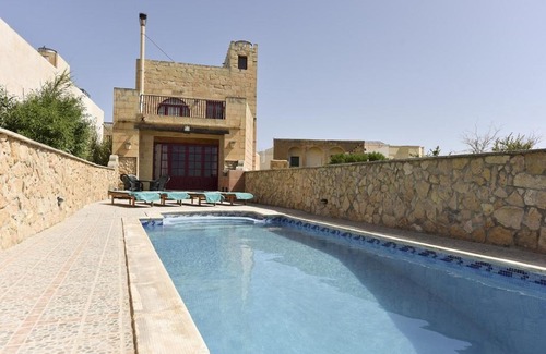 Ggantija Bed & Breakfast | Ta' Karkar Villa Bed and Breakfast
