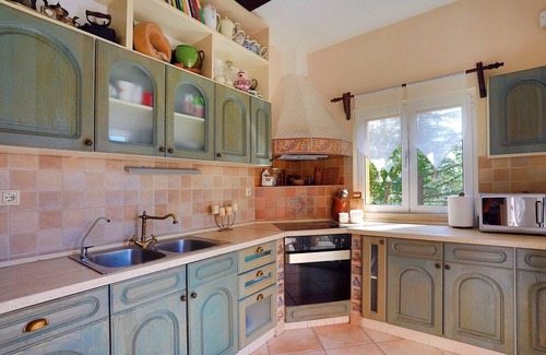 Sestanovac Villa | Tajina Kuca, Villa for 6 people with a botanical garden, 32 sqm heated pool with hydro massage, playground, 2 bedrooms, 2 bathrooms