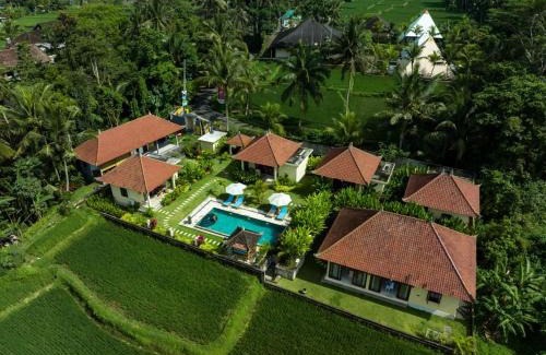 Melayang Bed & Breakfast | TAMAN EDEN COTTAGE