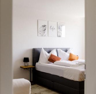 Sankt Leonhard Apartment | TAMLiving Zentrum Luxus Parken Messe WIFI Traumaussicht Sunrise&Sunset