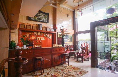 Tan Phu District Hotel | Tan Dat Hoa Hotel & Massage