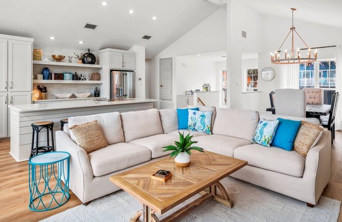 Sand Point House | Tan Lines and Fine Wines | Boardwalk to Beach!