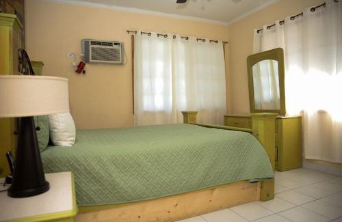 Nassau House | Tangerine Sunsets Tangelo