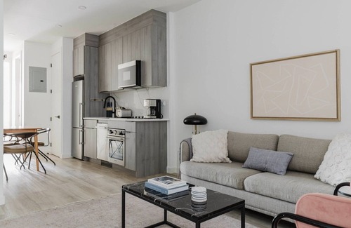 Williamsburg Apartment | Tasteful Williamsburg 2BR w/W/D & A/C, nr McCarren Park, by Blueground