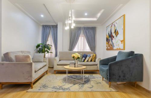 Ofin Apartment | Tastefully furnished 3 bedroom apartment
