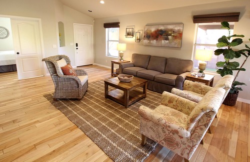 Tatum Ranch House | Tatum Ranch Retreat - Pool & Putting Green