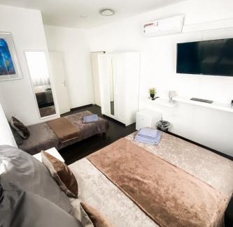 Erlangen House | Tau Design Hotel