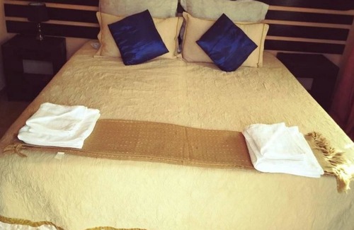 Bhunya Bed & Breakfast | Teklos bnb