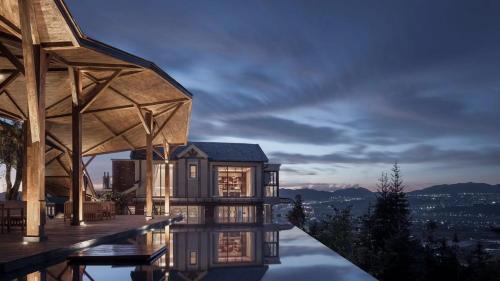 Tengchong Hotel | Tengchong Bodu Hot Spring Resort Hotel