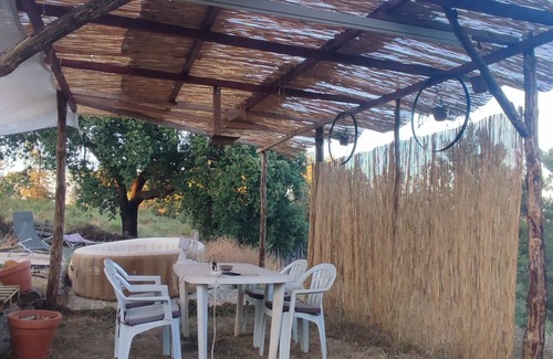 Castelo Branco RV Rental | Tente 2 Personnes Avec vue sur les Montagnes