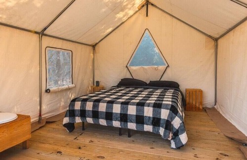 Steelville RV Rental | Tentrr Signature Site - Triple M Hillside Hide-Out