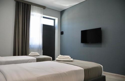 Parakar Hotel | Terminal 1