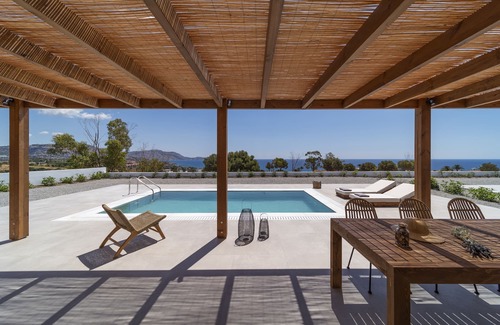 Kiotari House | Terra d'Oro Sea view villa with private pool