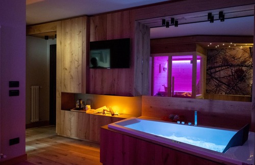 Chies d'Alpago Bed & Breakfast | TEVERONE SUITES - Room Scoiattolo