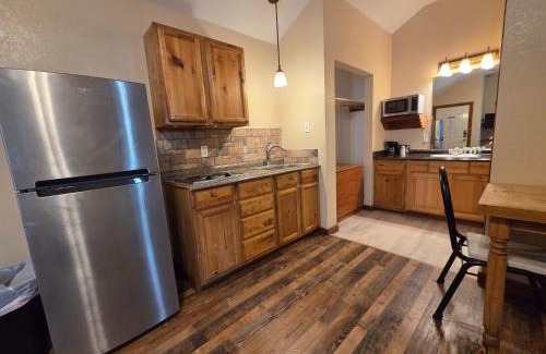 Floresville Hotel | Texas Star Lodges