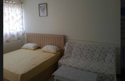 Ban Mai Bed & Breakfast | Thailand Taxi&apartment Hostel, air conditioning and free Wifi