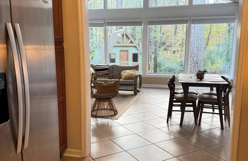 Alpharetta House | "That 70s House" in Downtown Alpharetta - Full of 70s Charm in a Dream Location