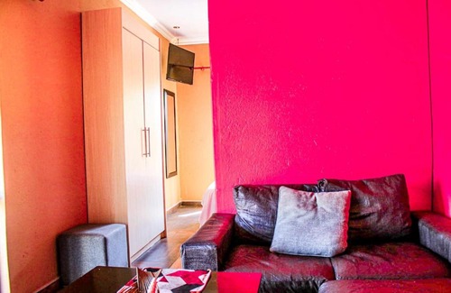Thohoyandou House | Thavhani Guest House