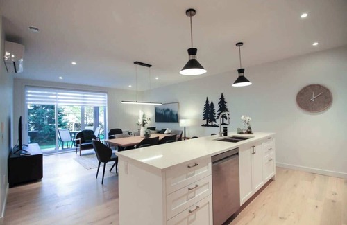 Mont-Tremblant Apartment | The 103