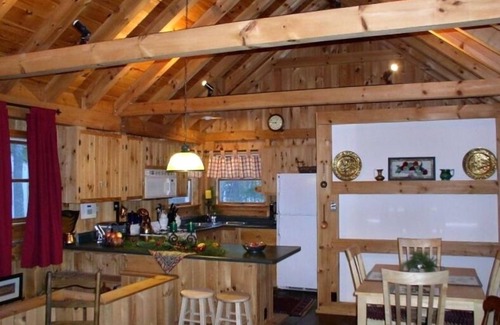 Jay Cabin | The 3 Bears Cabin - an Adirondack adventure