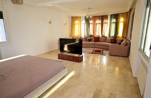 Cherrat Villa | The 6-Suite Beachfront Villa