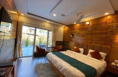 Bhimtal Hotel | The Aesthetic Hotel & Restaurant