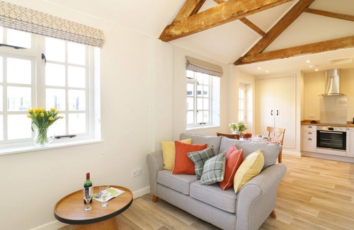 Shaftesbury Cottage | THE APPLE SHED, MOTCOMBE, SHAFTESBURY, pet friendly in Motcombe