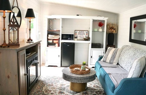 Killen Cottage | The Aquarius · Gorgeous luxury waterfront tiny home on the bluffs