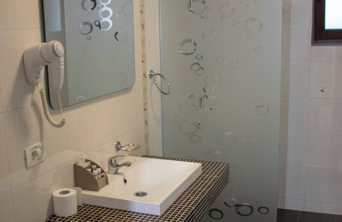 Piatra Neamt Hotel | The Art Boutique