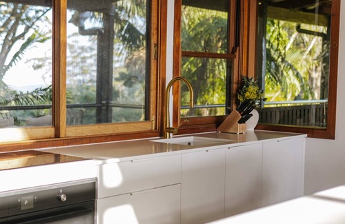 Wolvi House | The Wolvi House - Scenic Mountain Retreat