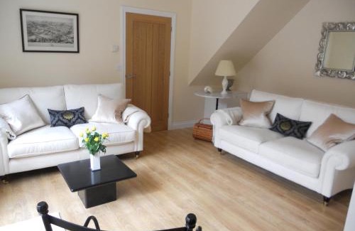 Ryde House | The Auction House